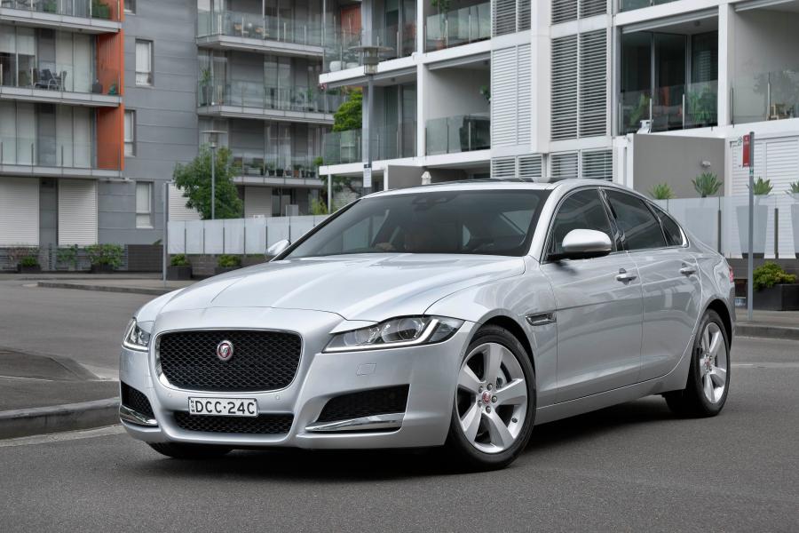  Jaguar XF Prestige 2016 года  (AU) (фото 17 из 23)